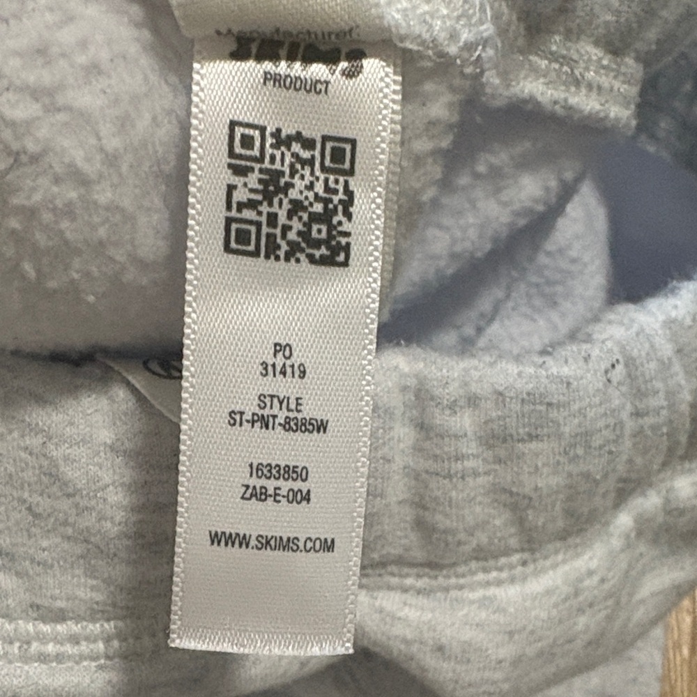 SKIMS Light Gray Sweatpants medium - Picture 2 of 6